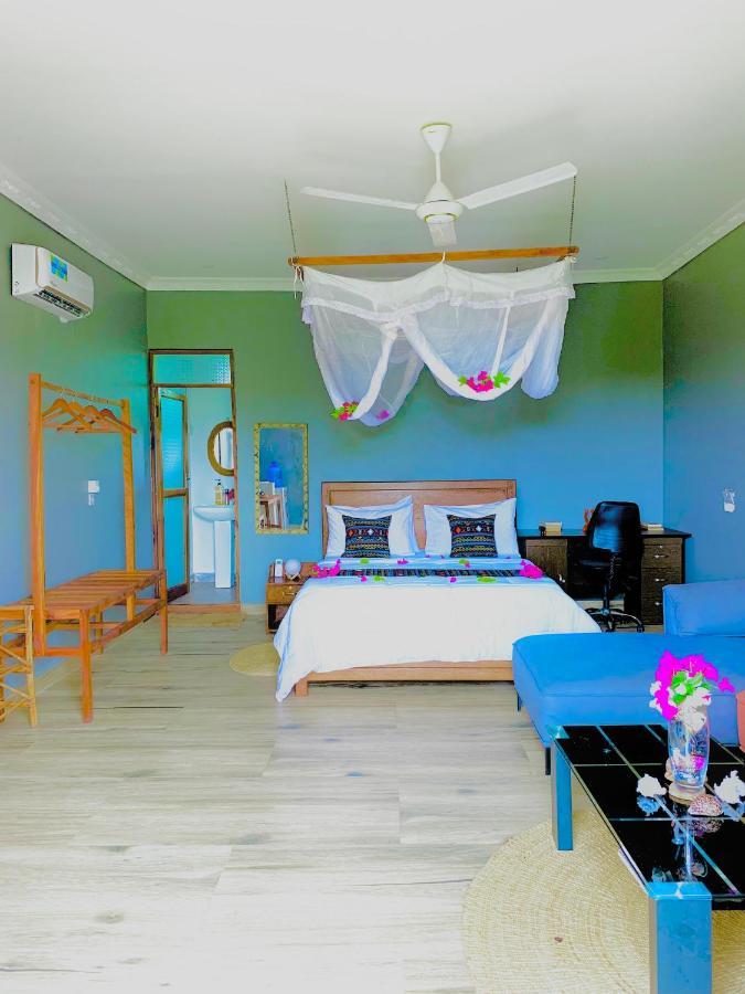 Bed and breakfast Uroa Getaway Extérieur photo