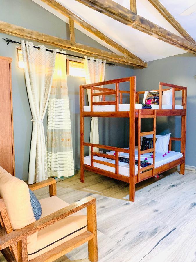 Bed and breakfast Uroa Getaway Extérieur photo